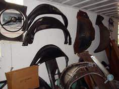 Vintage Chevy car fenders, classic Chevy car replacement fenders & fender parts, vintage Chevy rear & front car fenders